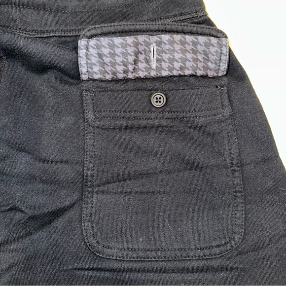 Lululemon sweatpants (short inseam) - Picture 7 of 9